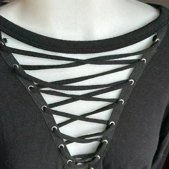 Size S Express long sleeve string front top - Picture 2 of 5